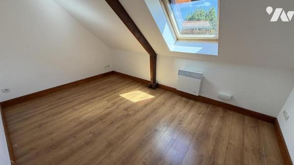 MARIGNY, Pavillon 126m², 3090m² de terrain, 