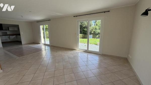 MARIGNY, Pavillon 126m², 3090m² de terrain, 