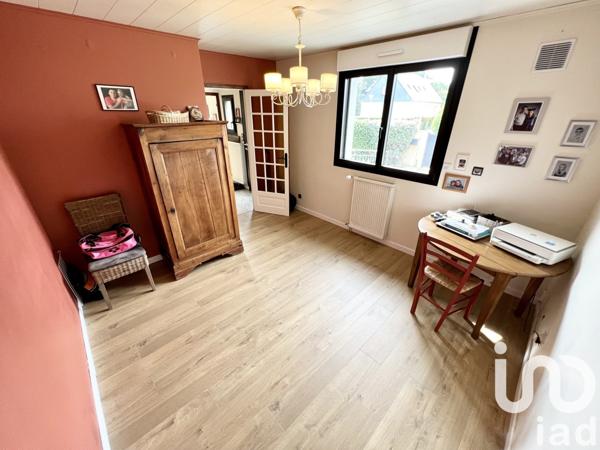 Maison traditionnelle 5 pièces de 114 m² à Saint-Jacques-de-la-Lande (35136)