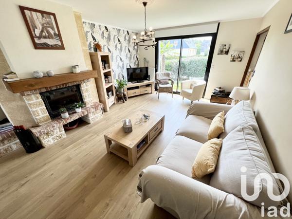 Maison traditionnelle 5 pièces de 114 m² à Saint-Jacques-de-la-Lande (35136)