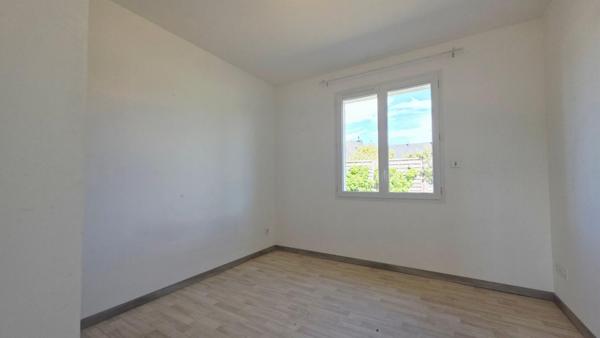 LE SUBDRAY MAISON RECENTE DE 105.5M² 5 PIECES 4 CHAMBRES GARAGE