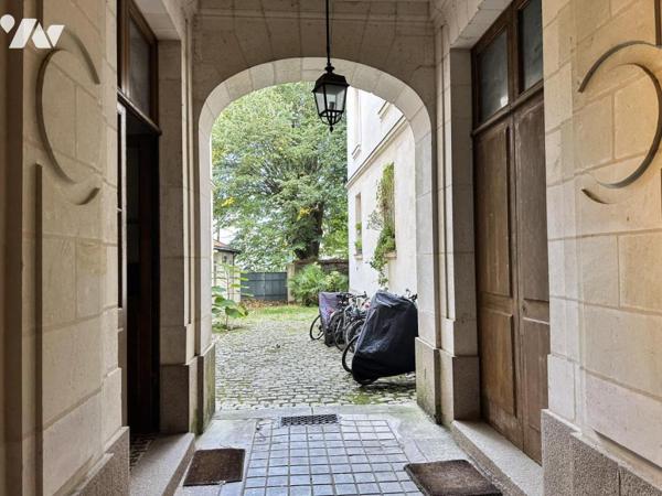 NANTES CENTRE - Local professionnel 82m²