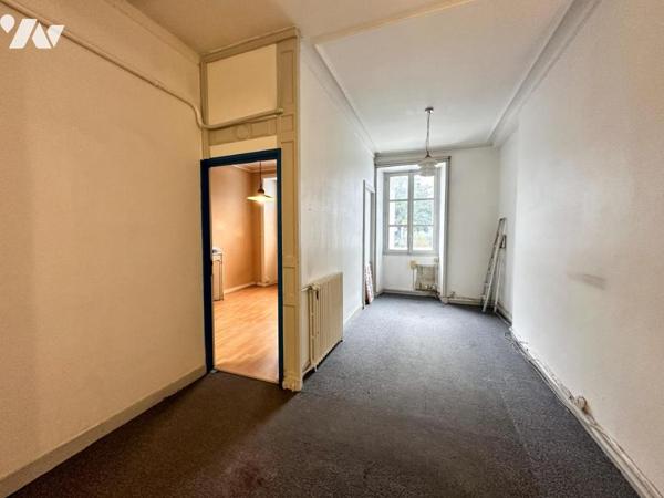 NANTES CENTRE - Local professionnel 82m²