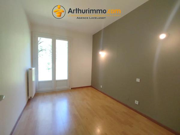 Vente                                                      Maison
                        
                     5 pièces                      111 m2                     à Foix
