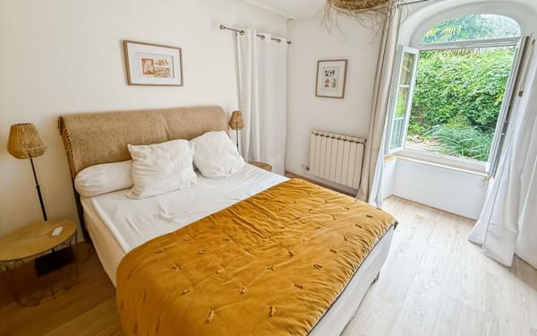 Maison à vendre    7 pièces • 180 m2 Jurançon