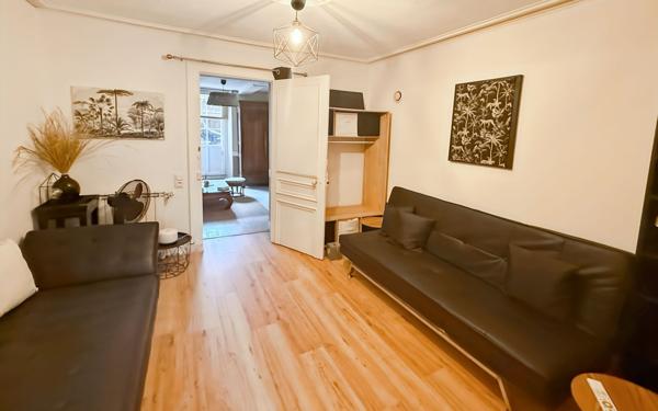 Maison à vendre    7 pièces • 180 m2 Jurançon