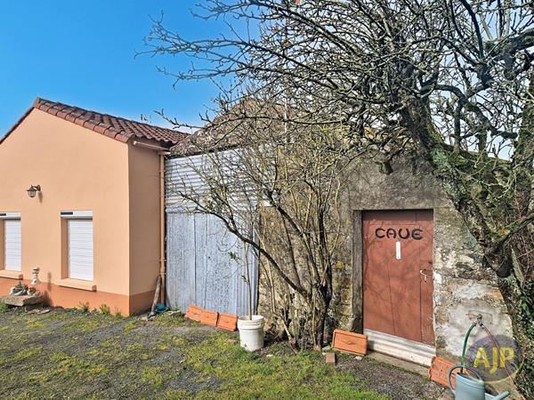 Vente maison Montaigu : 129 000 € - AJP Immobilier Montaigu
