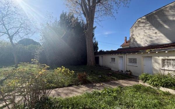 Maison à vendre    7 pièces • 158 m2 Savigny-sur-Orge