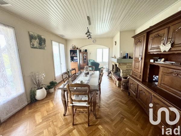 Maison à vendre 5 pièces 100 m² Champagne-Vigny