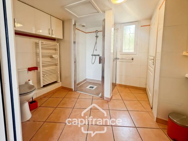Appartement à vendre 2 pièces BORMES LES MIMOSAS (83), plain pied, PMR, Vue dégagée, PKG + GARAGE