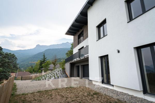 VILLA D’ARCHITECTE AVEC VUE PANORAMIQUE SUR LES ALPES
