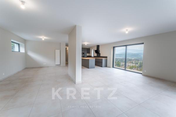 VILLA D’ARCHITECTE AVEC VUE PANORAMIQUE SUR LES ALPES