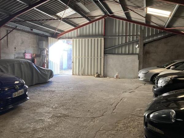 Immeuble à vendre |  Mérignac |  285 m²