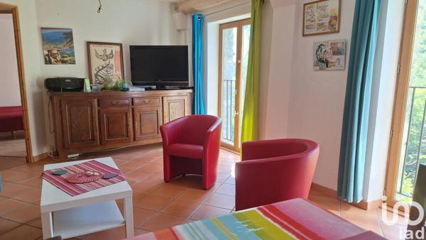 Maison à vendre 13 pièces 300 m² Saint-Laurent-de-Cerdans