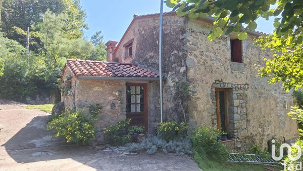 Maison à vendre 13 pièces 300 m² Saint-Laurent-de-Cerdans