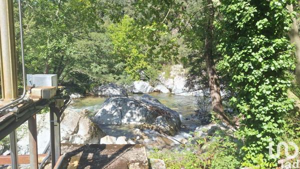 Maison à vendre 13 pièces 300 m² Saint-Laurent-de-Cerdans