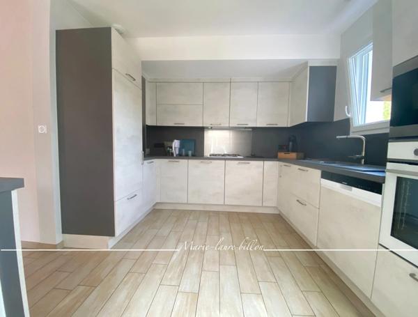 Dpt Vendée (85), à vendre SAINT JEAN DE MONTS, secteur proche OROUET et SAINT HILAIRE DE RIEZ, maison 5 chambres