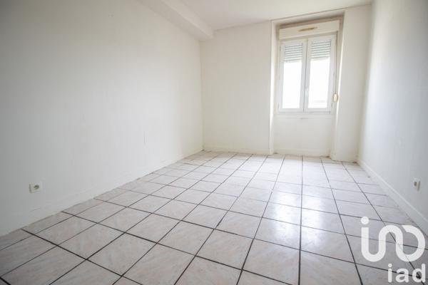 Maison 8 pièces de 145 m² à Montereau-Fault-Yonne (77130)