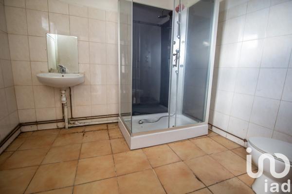 Maison 8 pièces de 145 m² à Montereau-Fault-Yonne (77130)