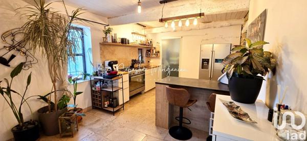 Maison de campagne 3 pièces de 95 m² à Barjols (83670)