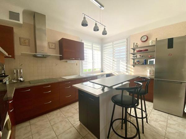 Superbe maison 5 pièces dans un quartier paisible