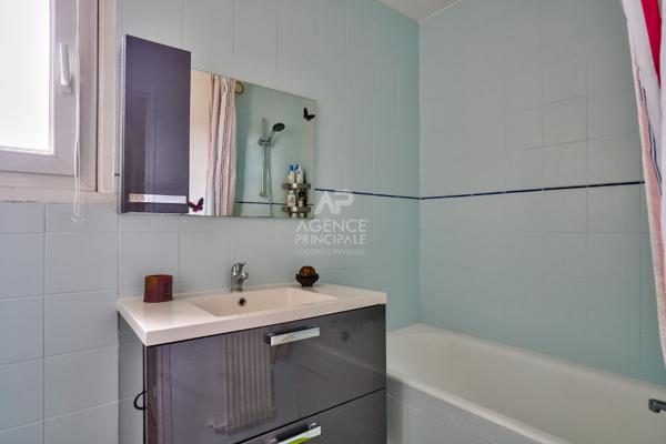 Appartement Nanterre 3 pièces 61 m2 314 000 € **  - Référence  15497