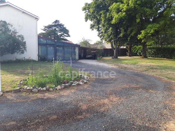 Maison à vendre 6 pièces FONTENAY LE COMTE (85)