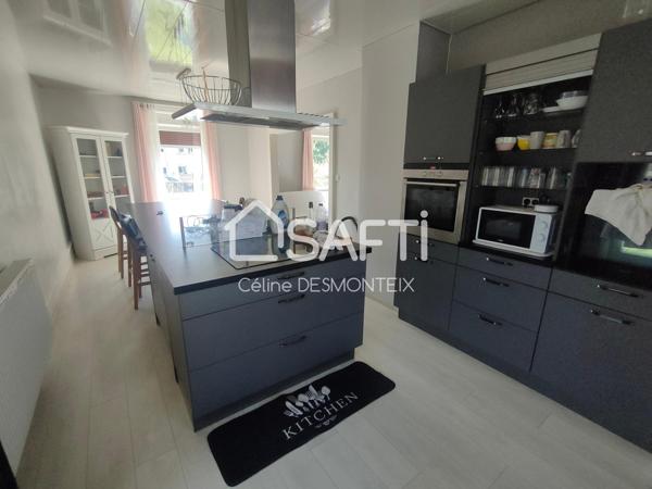 Maison de village 150 m² - 7 pièces en partie rénovée