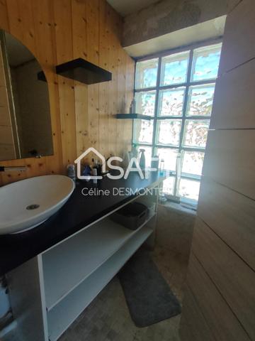 Maison de village 150 m² - 7 pièces en partie rénovée