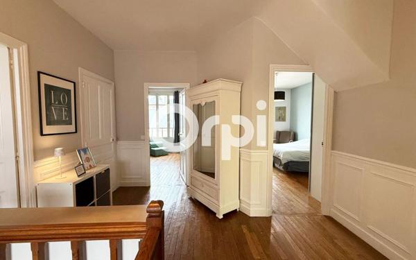 Maison à vendre    7 pièces • 175 m2 Soissons