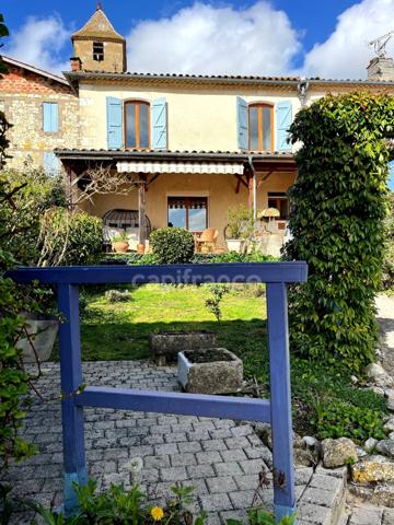 Maison de village, 110 m2, entièrement rénovée, à 15 minutes de Fleurance/Lectoure/Condom (32)