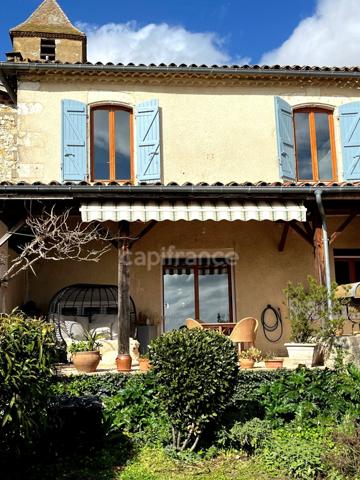 Maison de village, 110 m2, entièrement rénovée, à 15 minutes de Fleurance/Lectoure/Condom (32)