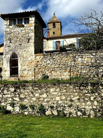 Maison de village, 110 m2, entièrement rénovée, à 15 minutes de Fleurance/Lectoure/Condom (32)