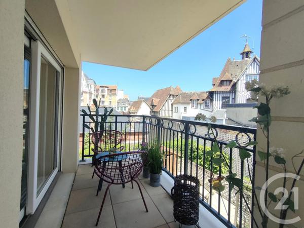 Appartement F3 à vendre  3 pièces - 64 m2 DEAUVILLE - 14