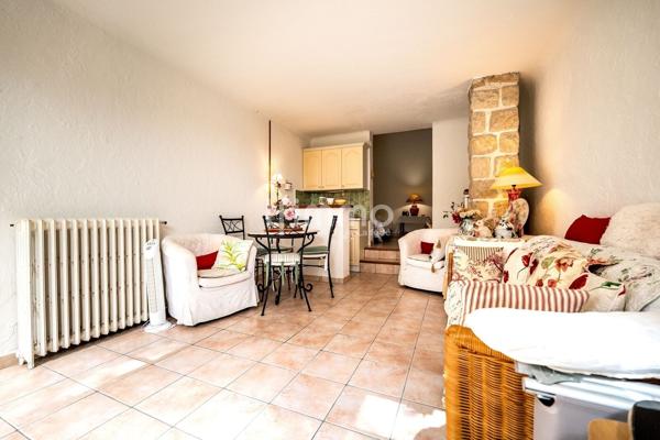comme une maison ... avec son jardin au calme à Villeneuve-Loubet