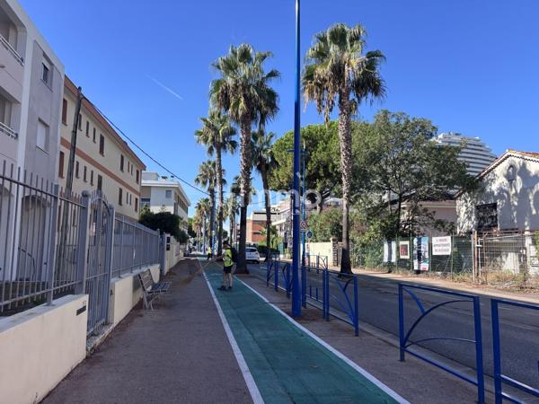 comme une maison ... avec son jardin au calme à Villeneuve-Loubet