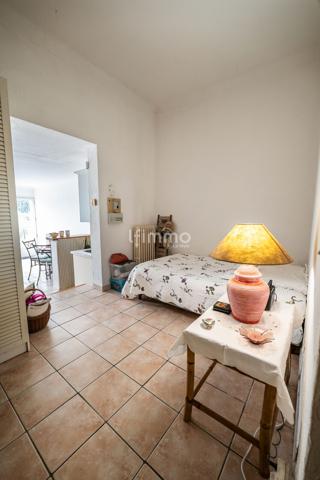 comme une maison ... avec son jardin au calme à Villeneuve-Loubet