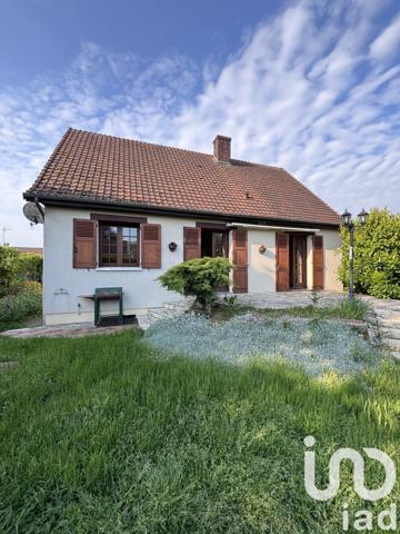 Maison 5 pièces de 94 m² à Thivars (28630)