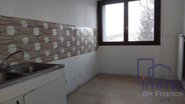 Appartement 3 pièces                                        - 42000 Saint-Étienne Réf : 2717-CIFVFOREZVELAY