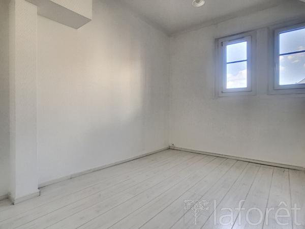 Location appartement près de Châlons-en-Champagne - 2 pièce(s) - 52 m² - 650 €/mois