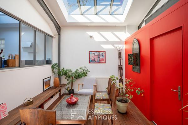 Superbe loft lové dans une ancienne fabrique de Vitrail .