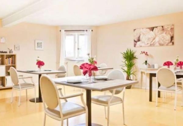 INVESTISSEMENT LOCATIF  BORDES  Résidence Ehpad Domidep Les Colchiques- 5.32 % de rentabilité