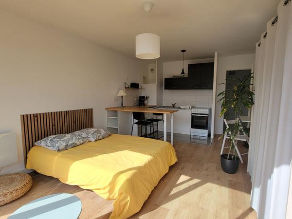 Appartement Bordeaux -1 pièce 28.70 m2 meublé