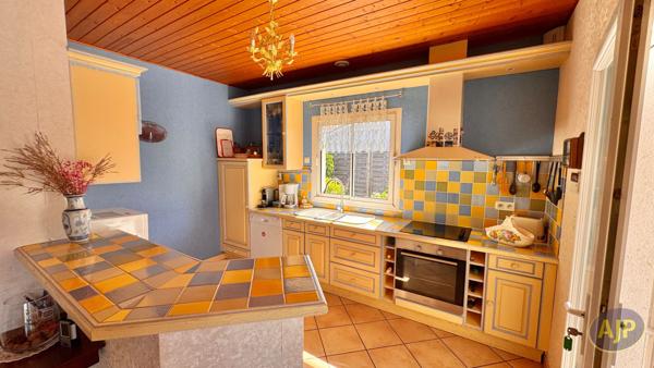 Maison à vendre Andernos Les Bains - 4 pièces, 112m² avec 3 chambre(s) à 596 000€ - AJP Immobilier Andernos les Bains