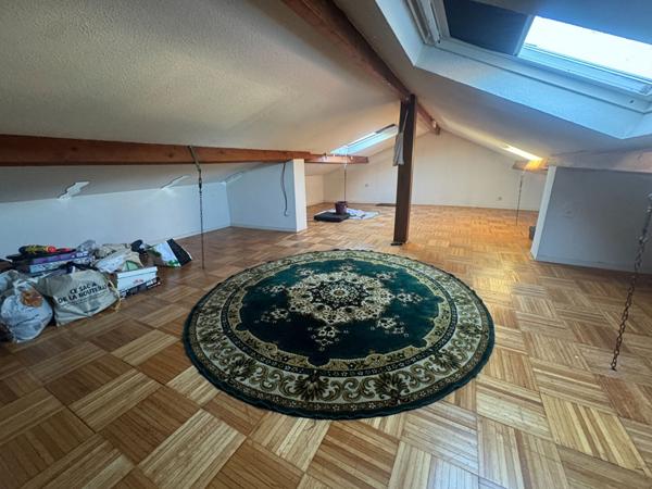 33150 CENON - Maison 201m² , 4 chambres avec garage, dépendance et jardin