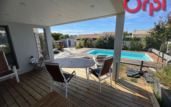 Maison à vendre    4 pièces •  Longeville-sur-Mer