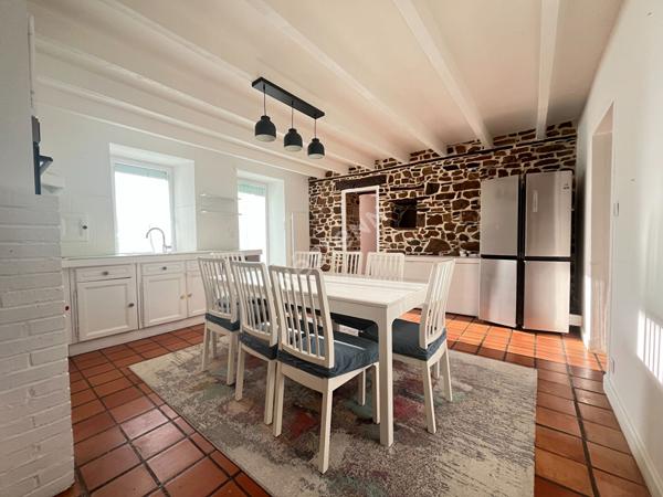 EXCLUSIVITE MAISON DE CHARME EN PIERRES GUICHEN 7 pièces env. 170m² - Terrain 1200m²