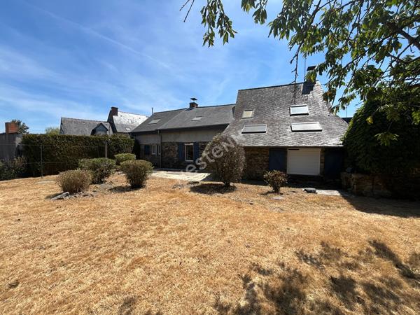 EXCLUSIVITE MAISON DE CHARME EN PIERRES GUICHEN 7 pièces env. 170m² - Terrain 1200m²