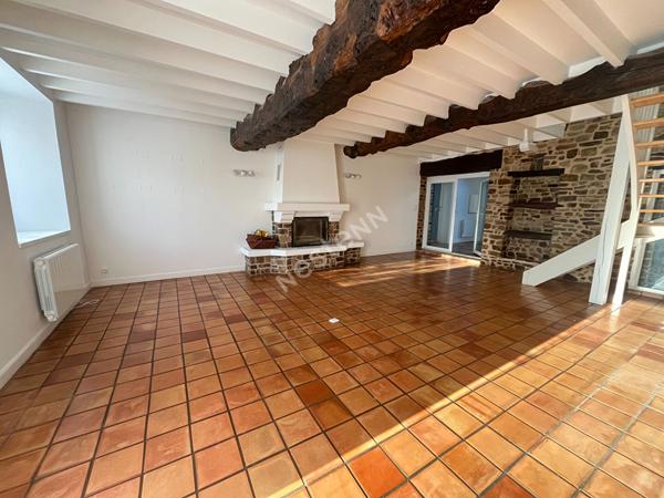 EXCLUSIVITE MAISON DE CHARME EN PIERRES GUICHEN 7 pièces env. 170m² - Terrain 1200m²