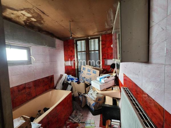 Maison en meulière à rénover - rue Albert Darmont